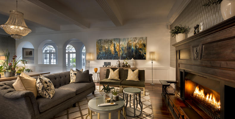 The Manor House - Lounge