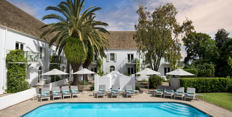 The Manor House - Pool 
