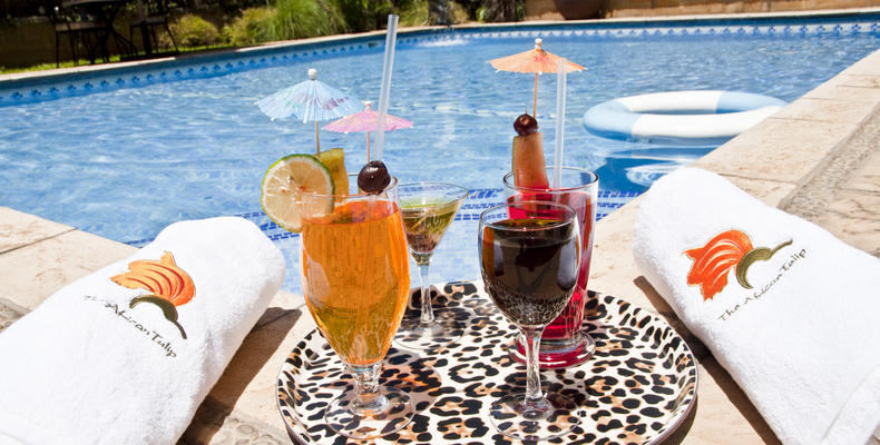Serengeti Pool