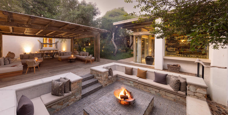 Kapama Karula lounge and fire pits