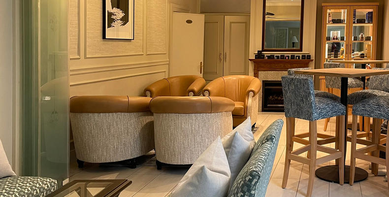 Lounge and Bar Area