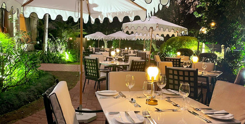 Outside dining @ The Salt Road Houghton