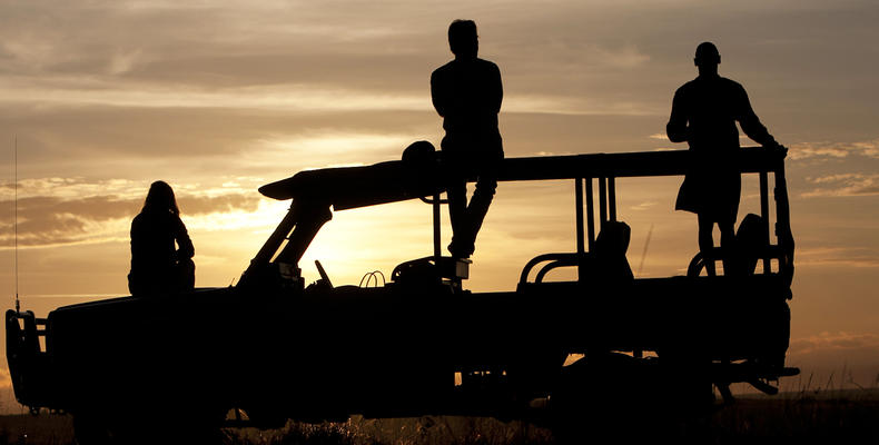 Sundowners on the plains