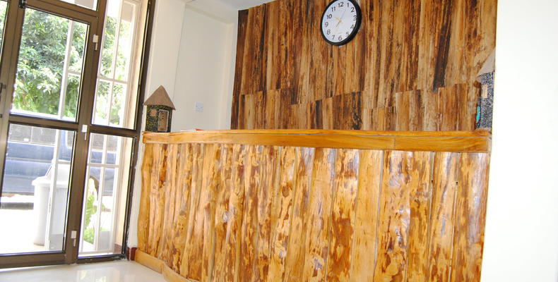 Runako Lodge Reception