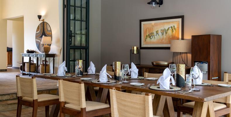 Lounge  / Dining Area