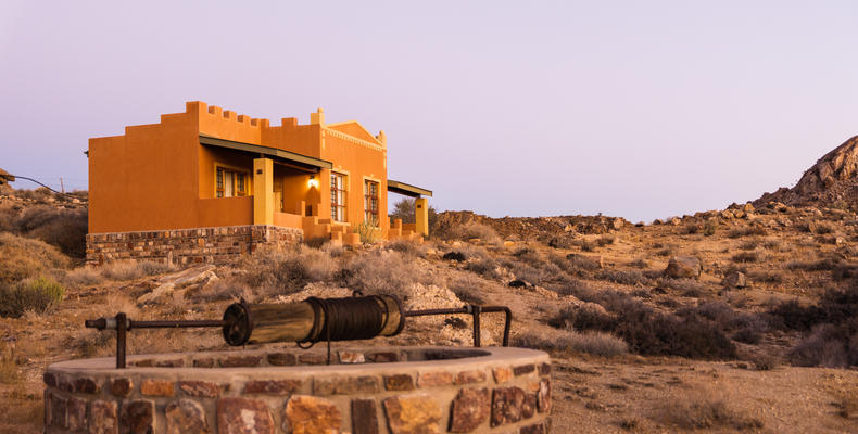 Desert Horse Inn