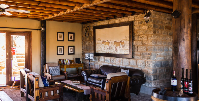 Desert Horse Inn