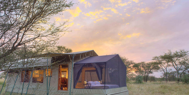 Olakira Camp - Stargazing tent