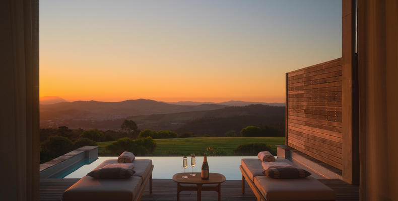 Superior Lodge private pool deck 