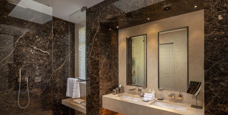 Delaire Graff Lodges Luxury Marble Bathrooms