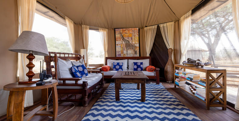 Olmara Camp - Lounge Area in Mess Tent