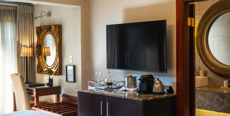 The Residence Hotel - Luxury Room