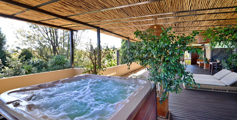 The Residence Hotel - Penthouse Outside Area