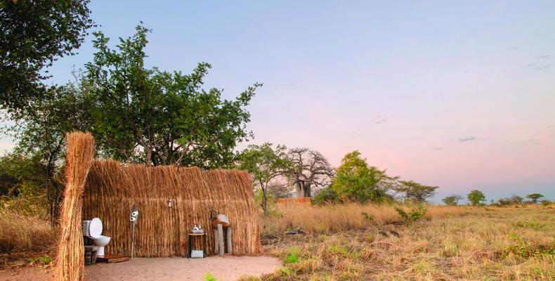 Usangu Expedition Camp - Outdoor Loo