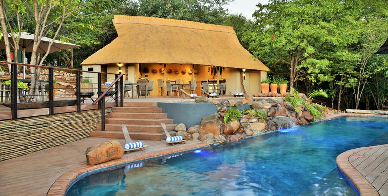 Victoria Falls Safari Club 