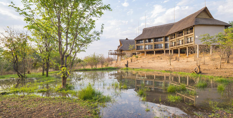 Victoria Falls Safari Club 