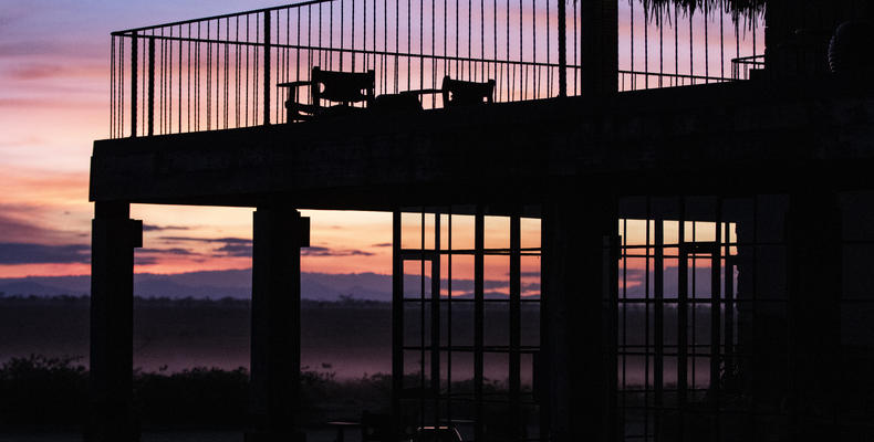 Segera Paddock House at dawn