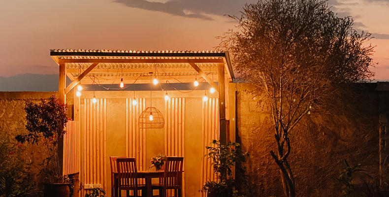 Grounds - gazebo dining area