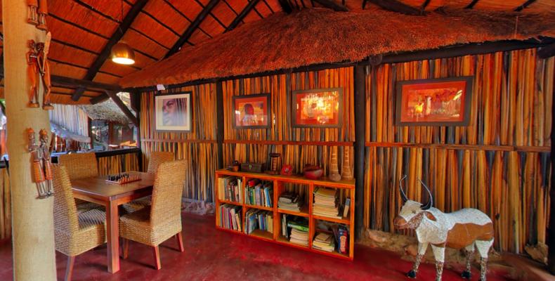 Lounge 2