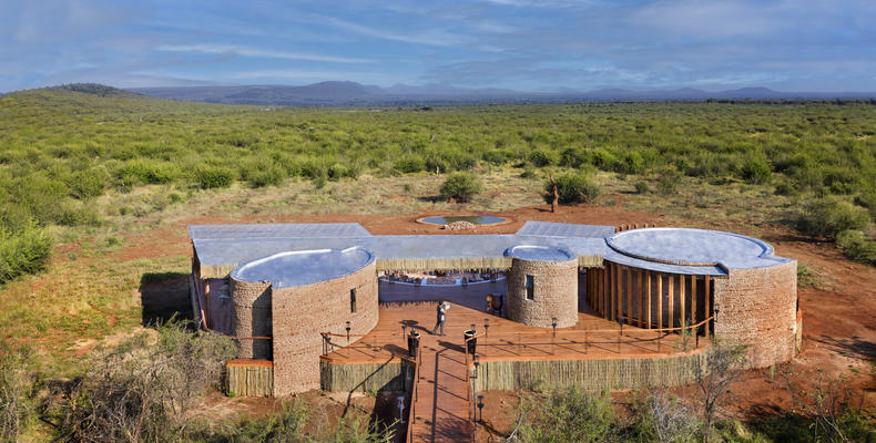 Morukuru Farm House - aerial view of viewing deck