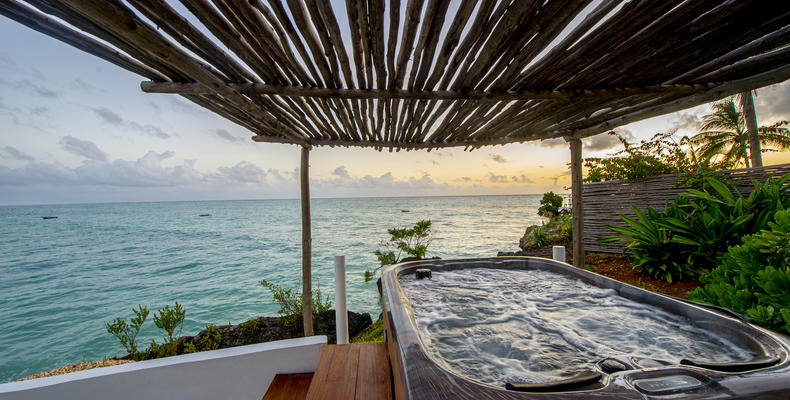 Jacuzzis at every Villa
