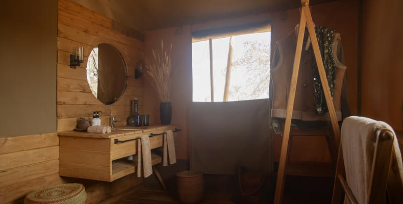 Olkeri Camp - bathroom