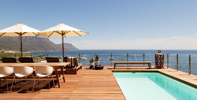 Main Pool Deck 