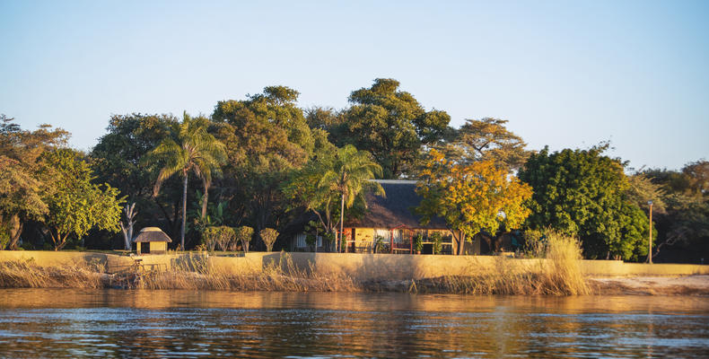 Hakusembe River Lodge