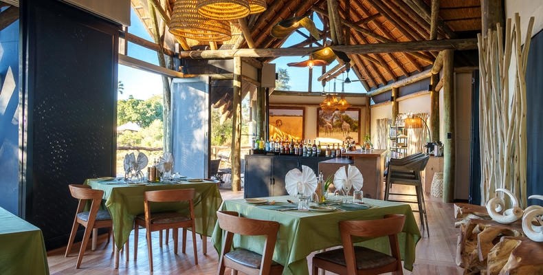 Little Tubu Camp Dining