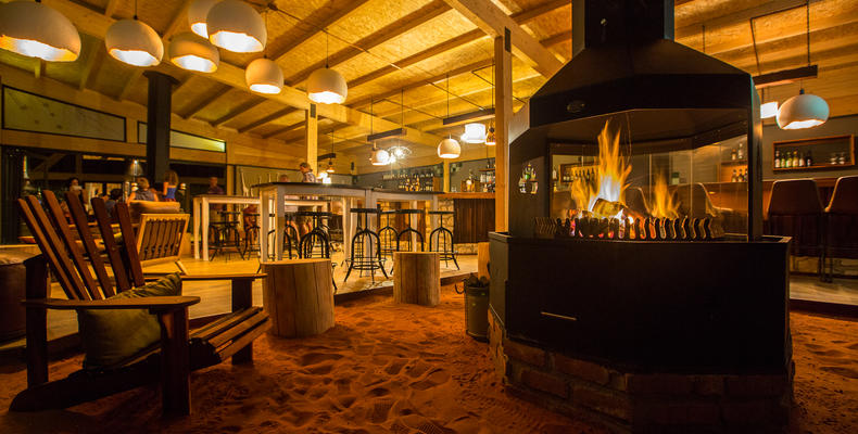 Kalahari Anib lodge 