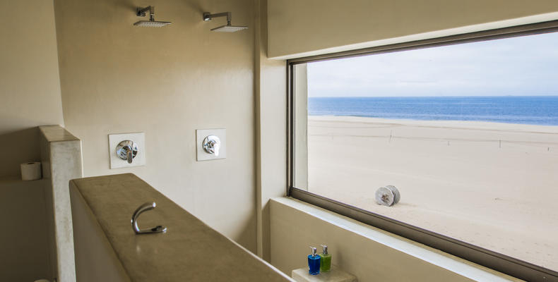 Lighthouse Bathroom 