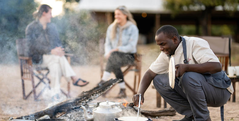 Kokoko - Breakfast Around the Fire