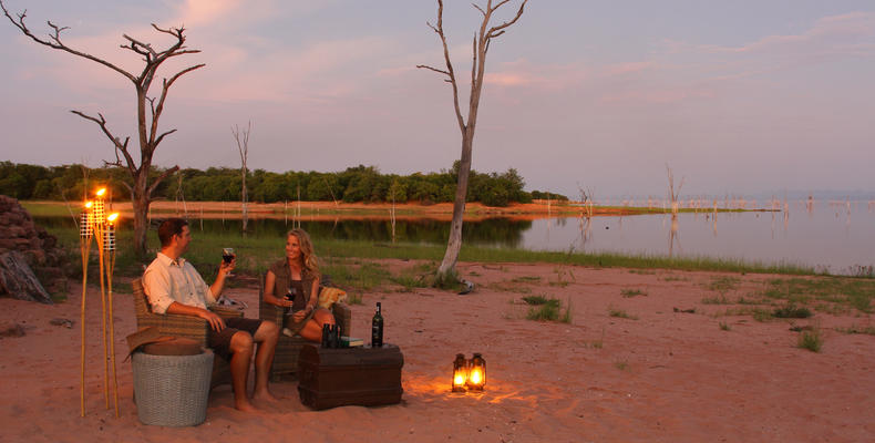 Romantic sundowners on the beach