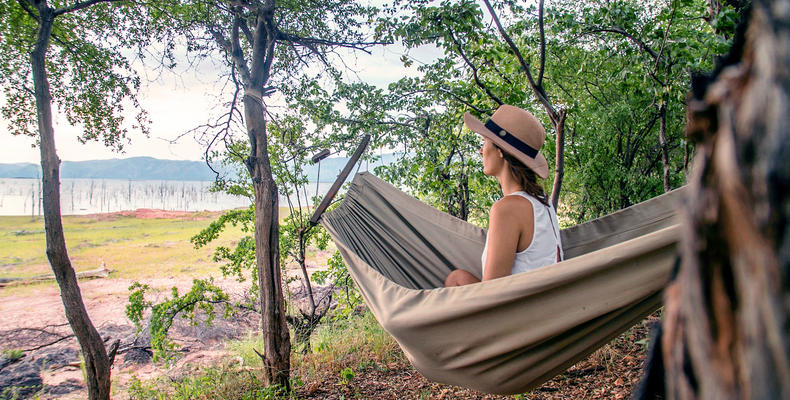 Changa bedroom hammock