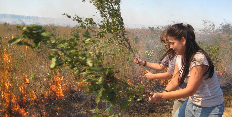 Antelope Park volunteers on fire break duty