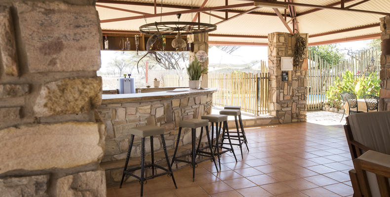 Patio & Bar 
