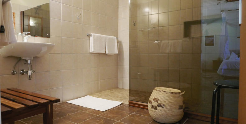 En-suite bathroom