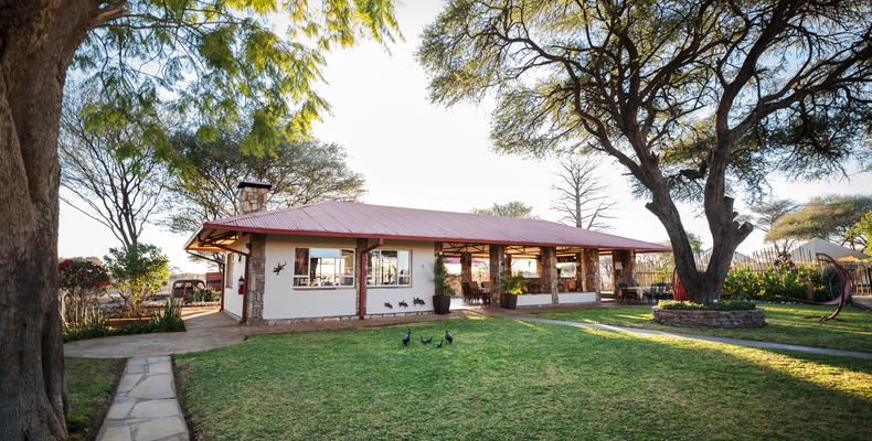 Restaurant & Main area