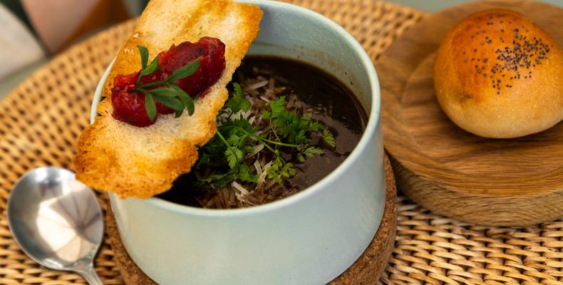 Amuse-Bouche - Dining