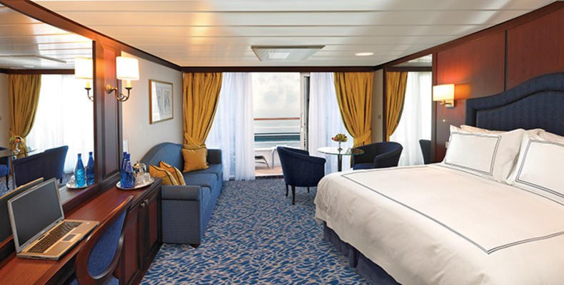 Staterooms & Suites
