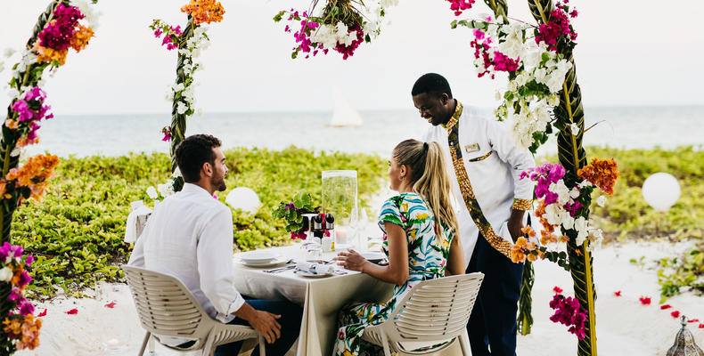 Romantic beach dining