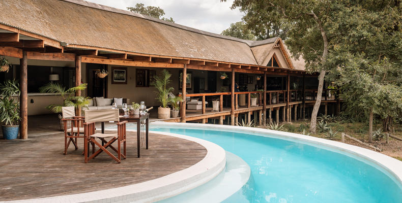Main Lodge Pool & Deck
