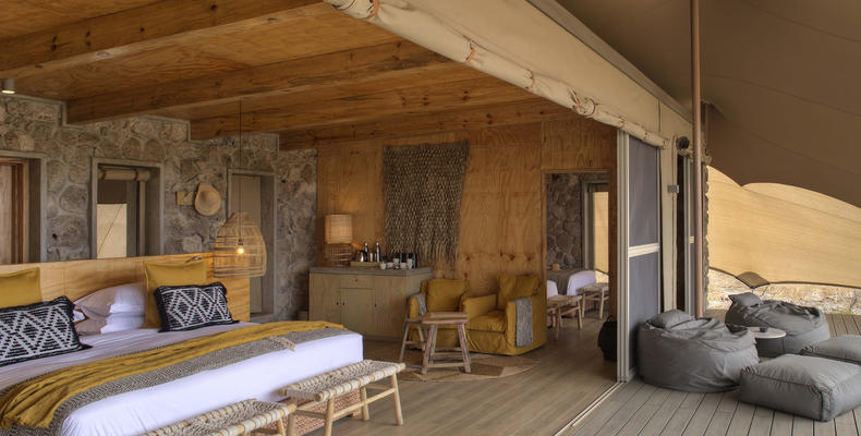 Namiri Plains - Family Tent Deck