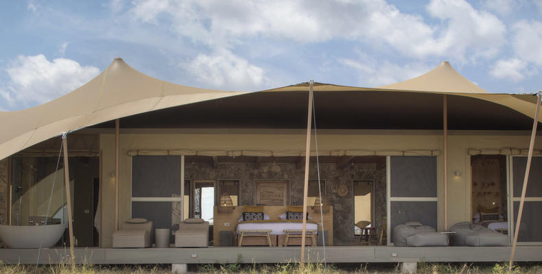Namiri Plains - Family Tent Exterior