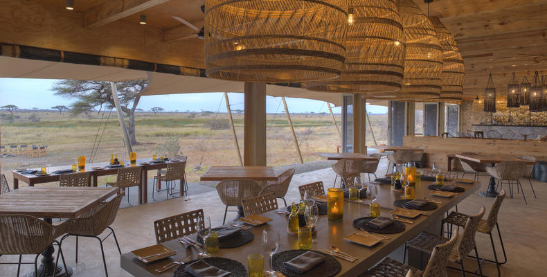 Namiri Plains - Main Dining Area 