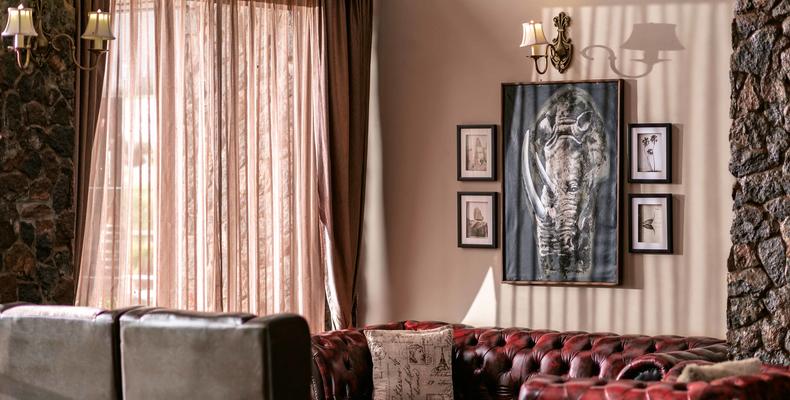 Lounge Area