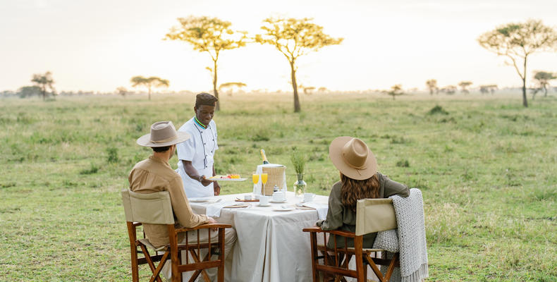 a private bush lunch at Roving Bushtops