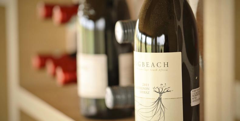mobile wine wall
