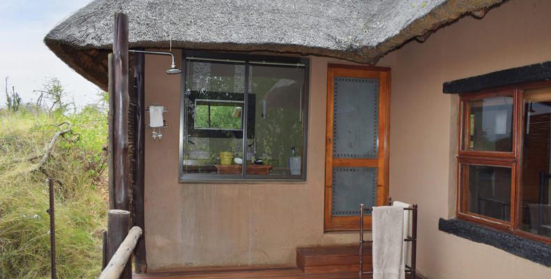 Deluxe River Chalet 