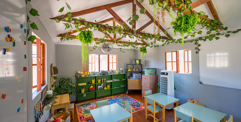 Cubs Club play house